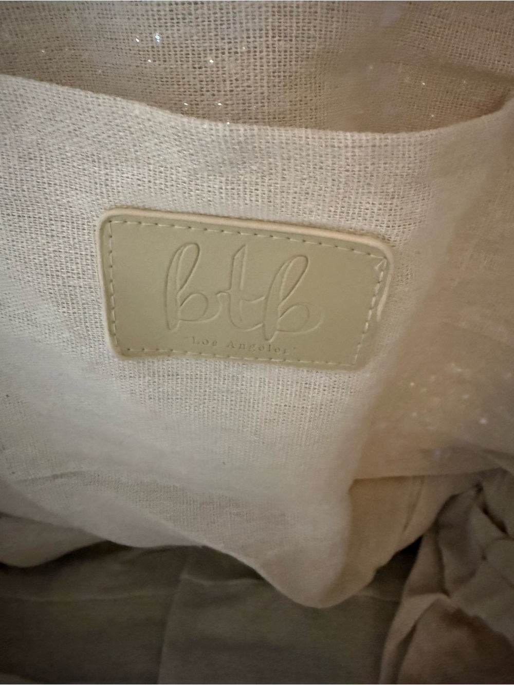 BTB Los Angeles Resting Beach Face Straw Tote NWT - Picture 5 of 10